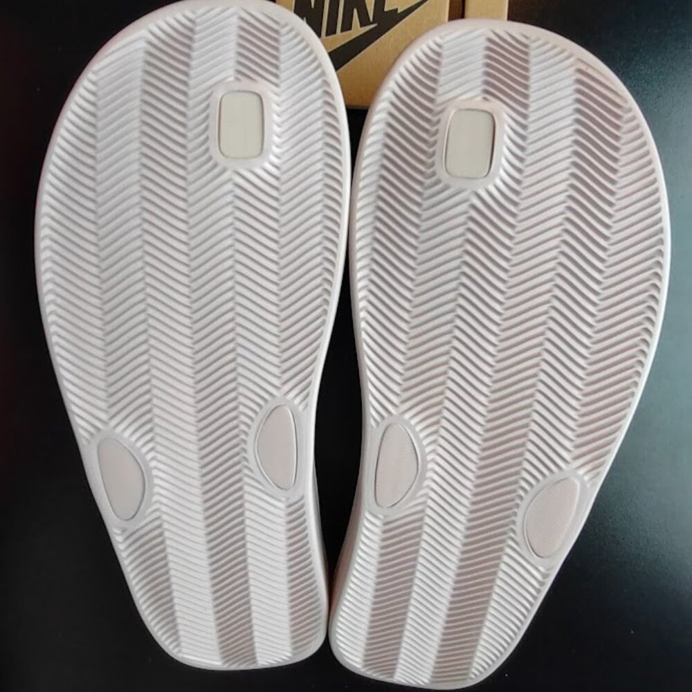 Nike Bella Kai Thong Flip-Flop Slide Cushioned Sandal AO3622 Barely Rose/Grey - Picture 3 of 9